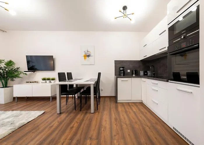 Sunny Bliss Polanki Klonowa, 350m Beach, Pool, Sauna, Gym