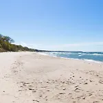 Apartment Blue Mare Sunny Bliss Polanki Klonowa, 350m Beach, Pool, Sauna, Gym Kolobrzeg