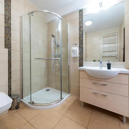 Sunny Bliss Polanki Klonowa, 350m Beach, Pool, Sauna, Gym Kolobrzeg