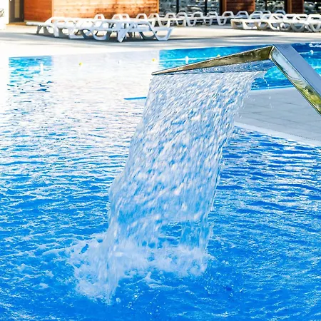 شقة Sunny Bliss Polanki Klonowa, 350m Beach, Pool, Sauna, Gym كولوبرزيغ