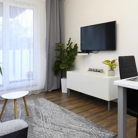 Sunny Bliss Polanki Klonowa, 350m Beach, Pool, Sauna, Gym Appartement Kołobrzeg